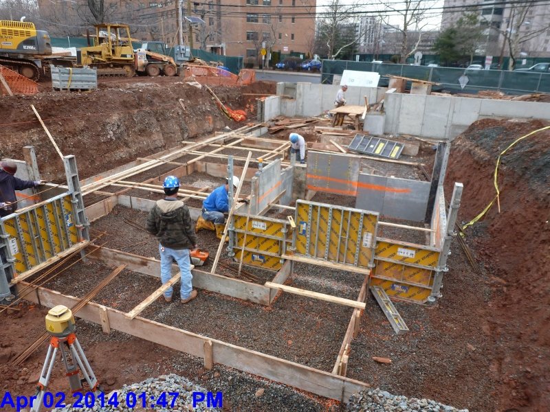 Setting the footing forms at Elev. 7-Stair -4,5 Facing East (800x600)